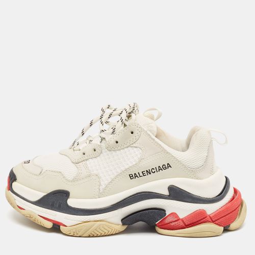 White Mesh And Nubuck Leather Triple S Sneakers Size 37 - Balenciaga - Modalova