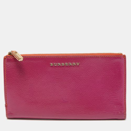 Magenta Patent Leather Constantine Continental Wallet - Burberry - Modalova