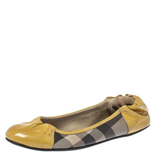 Patent Leather And Nova Check Canvas Scrunch Ballet Flats Size 37 - Burberry - Modalova