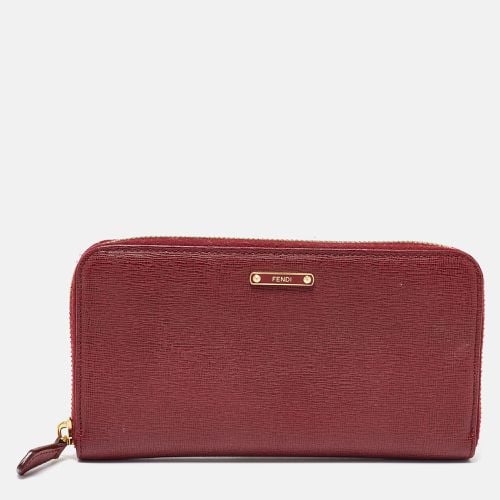 Leather Elite Zip Around Wallet - Fendi - Modalova