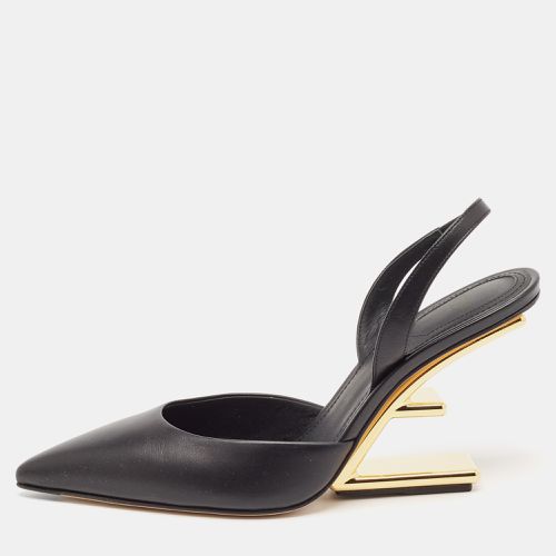 Leather First Slingback Pumps Size 38.5 - Fendi - Modalova