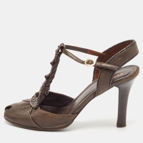 Leather T Strap Peep Toe Ankle Strap Sandals Size 38 - Fendi - Modalova