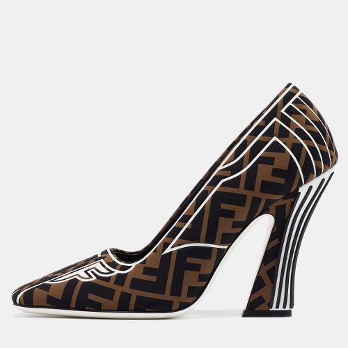 Black Zucca Fabric FFreedom Pumps Size 39 - Fendi - Modalova