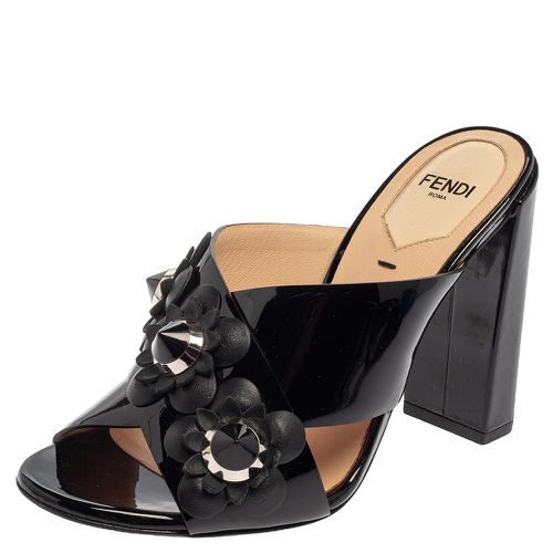 Patent Leather Flower Mule Sandals Size 36 - Fendi - Modalova