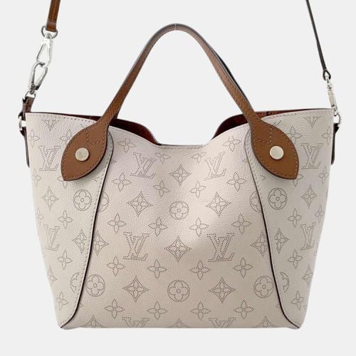 Greige Monogram Mahina Hina PM Handbag - Louis Vuitton - Modalova