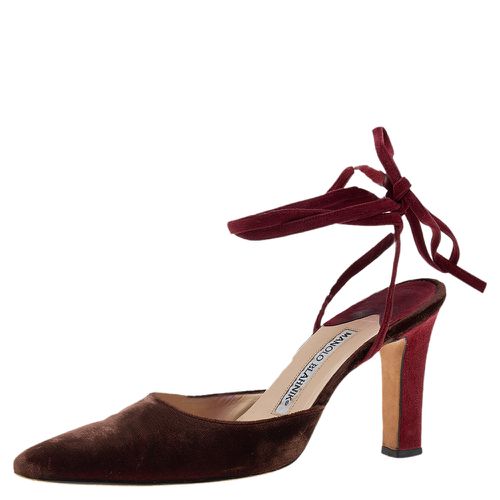 Maroon/ Velvet Ankle Wrap Sandals Size 37 - Manolo Blahnik - Modalova