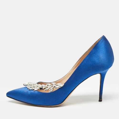 Satin Nadira Crystal Embellished Pointed Toe Pumps Size 37.5 - Manolo Blahnik - Modalova