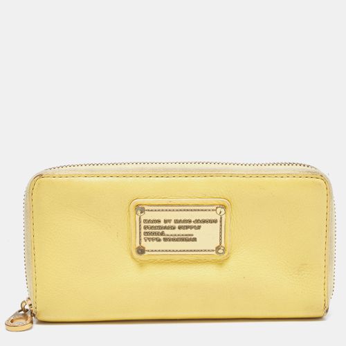 Leather Classic Q Zip Around Wallet - Marc by Marc Jacobs - Modalova