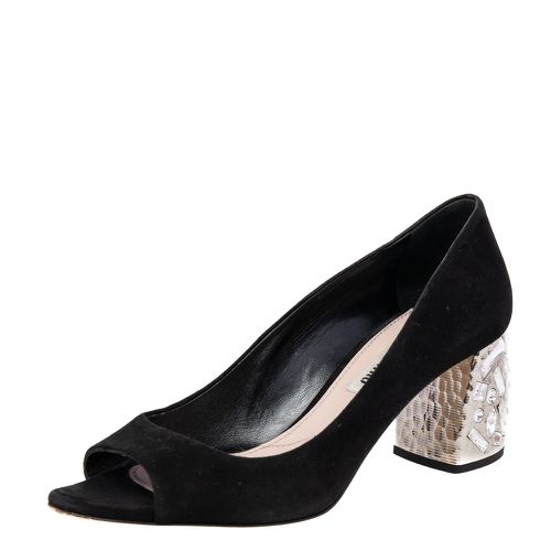 Suede Crystal Embellished Heel Peep Toe Pumps Size 36 - Miu Miu - Modalova