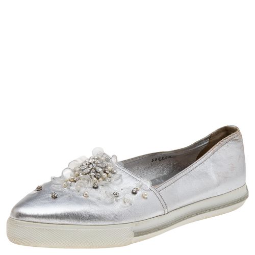 Metallic Leather Embellished Pointed Toe Slip On Sneakers Size 40 - Miu Miu - Modalova