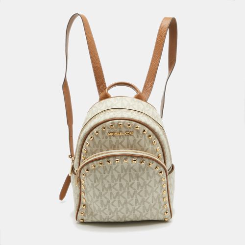 Off Signature Coated Canvas Studded Abbey Backpack - MICHAEL Michael Kors - Modalova