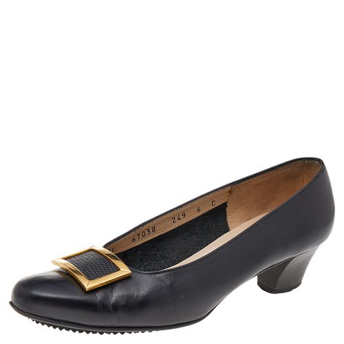 Leather Buckle Pumps Size 36.5 - Salvatore Ferragamo - Modalova