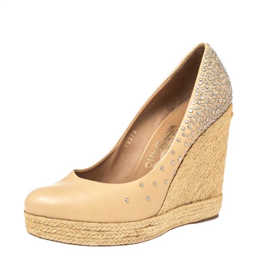 Studded Leather Espadrille Wedge Platform Pumps Size 39 - Salvatore Ferragamo - Modalova