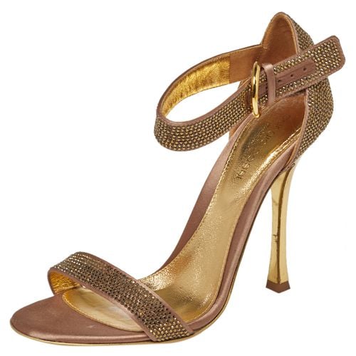 Satin And Crystal Embellished Studded Ankle Strap Sandals Size 37 - Sergio Rossi - Modalova