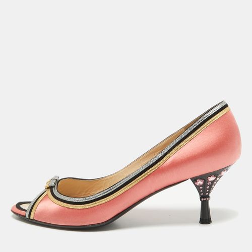 Leather and Satin Peep Toe Pumps Size 41 - Prada - Modalova