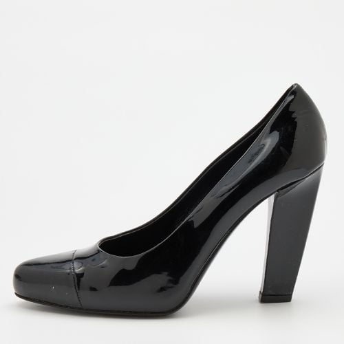 Patent Leather Cap Toe Pumps Size 36.5 - Prada - Modalova