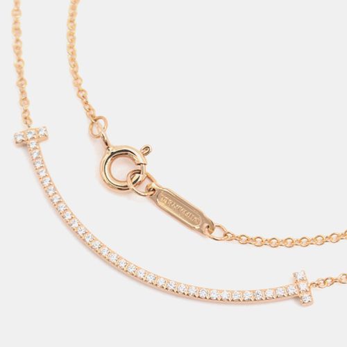 K Rose and Diamond Small T Smile Pendant Necklace - Tiffany & Co. - Modalova