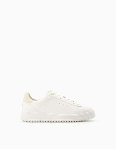 Tenis bershka 2025 mujer blancos precio