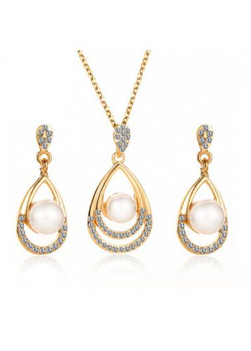 Gold Alloy Pearl Rhinestone Earrings and Necklace - unsigned - Modalova