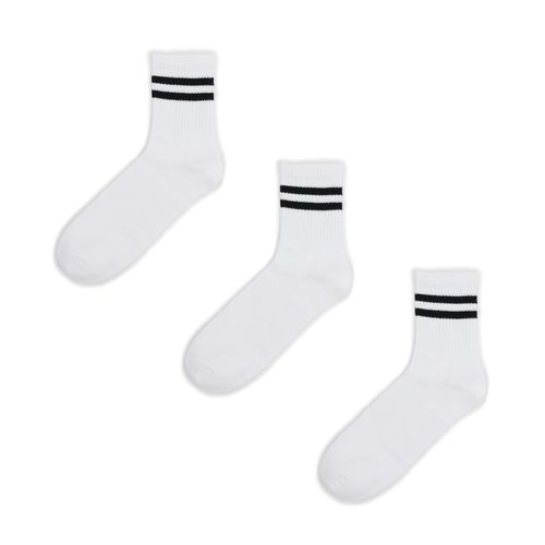 Pack de 3 pares de calcetines - Cropp - Modalova