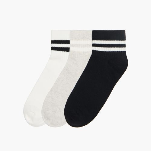 Pack de 3 pares de calcetines basic - Cropp - Modalova