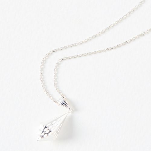 Fae Facet Form Pendant Necklace - Oliver Bonas - Modalova