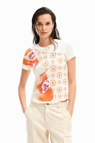 Camiseta patch flores - Desigual - Modalova