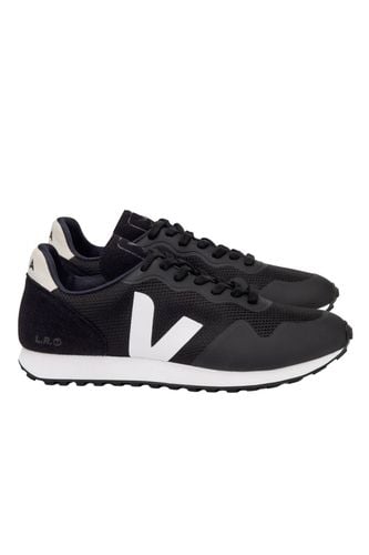 Sdu Tpu B Mesh Trainer Black/white Size: 11/45 - Veja - Modalova