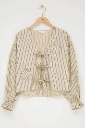 Gestreifte Bluse mit Schleifen und Herzen | - My jewellery - Modalova