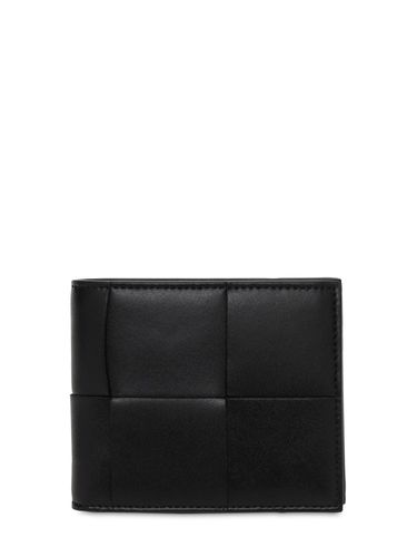 Cassette Leather Bi-fold Wallet - BOTTEGA VENETA - Modalova