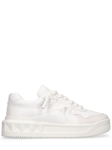 Xl One Stud Leather Sneakers - VALENTINO GARAVANI - Modalova