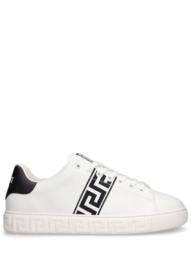 Sneakers De Piel Sintética Con Logo - VERSACE - Modalova