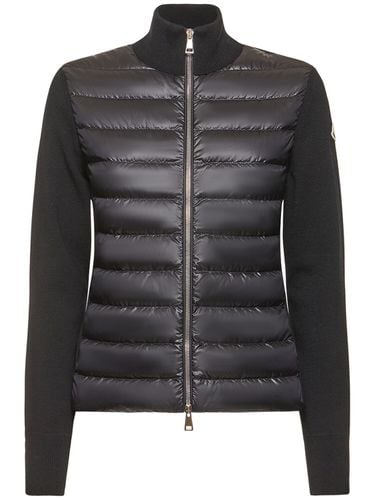 Gepolsterter Daunencardigan Aus Wolle - MONCLER - Modalova