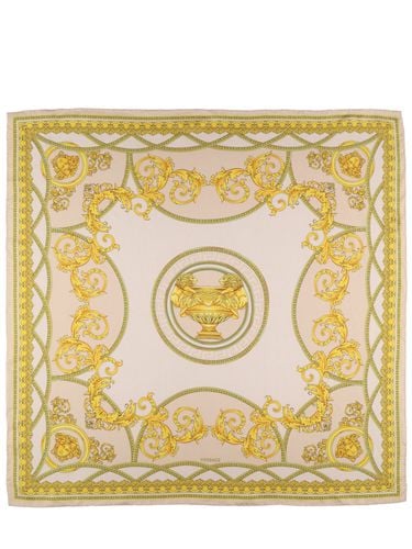 La Coupe Printed Silk Twill Foulard - VERSACE - Modalova