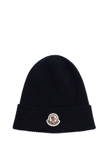 Cappello Beanie In Maglia Di Lana A Costine - MONCLER - Modalova