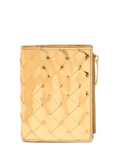 Small Intrecciato Bi-fold Zip Wallet - BOTTEGA VENETA - Modalova