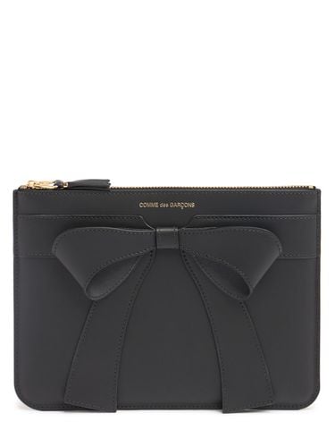 Portafoglio Big Bow In Pelle Con Zip - COMME DES GARÇONS WALLET - Modalova