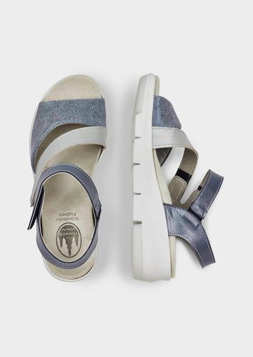Sandale mit verstellbarem Klettriemen - / grau - Gr. 36 von - Goldner Fashion - Modalova