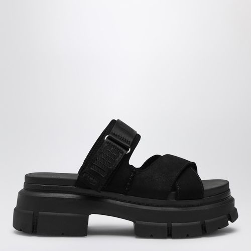 Ciabatta Ashton nera in nabuk e tessuto - UGG - Modalova