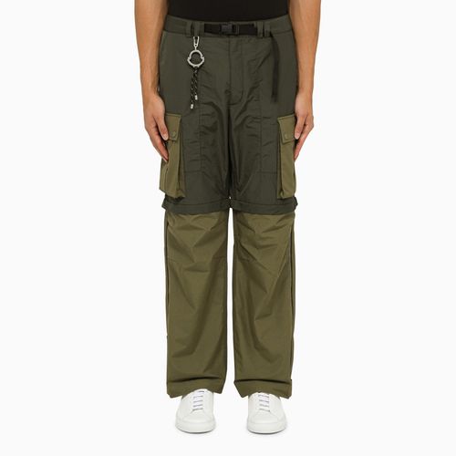 Convertible green cargo trousers - Moncler X Pharrell Williams - Modalova