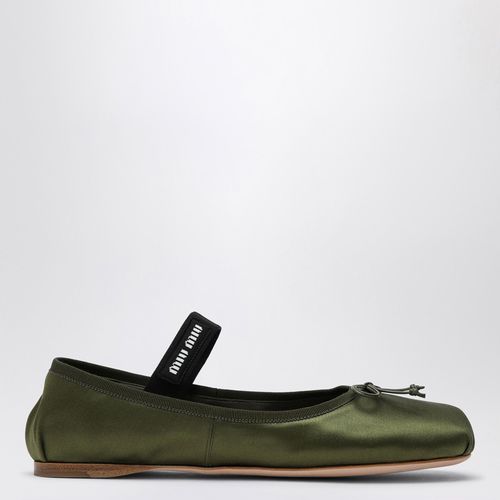 Olive green silk satin ballerina - Miu Miu - Modalova