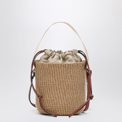 Kleine Bucket Bag Woody aus Raffia-Bast - Chloé - Modalova