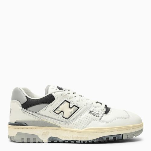 Flacher Sneakers 550 weiß/grauer - New Balance - Modalova