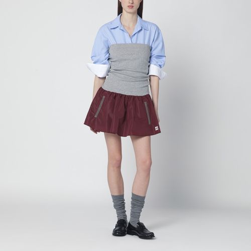 Mini abito con gonna in Re-Nylon amaranto - Miu Miu - Modalova