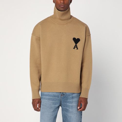 Maglione dolcevita Ami De Coeur color Camel - Ami Paris - Modalova