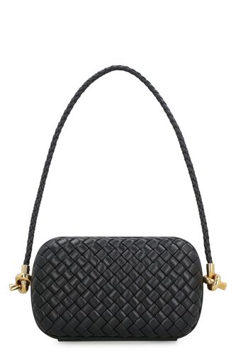 Bottega Veneta Knot Leather Clutch - Bottega Veneta - Modalova