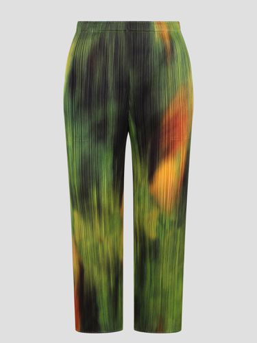 Turnip & Spinach Trousers - Pleats Please Issey Miyake - Modalova