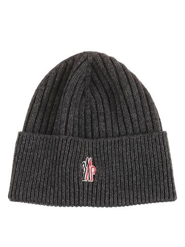 Moncler Grenoble Logo Ribbed Beanie - Moncler Grenoble - Modalova