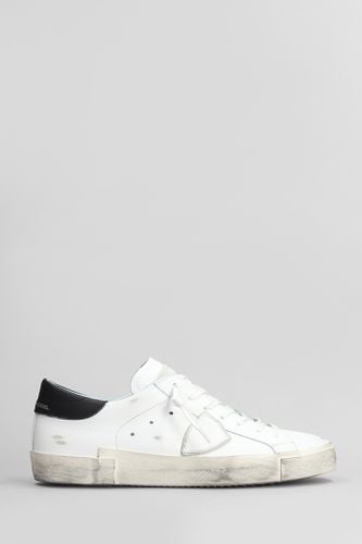 Prsx Low Sneakers In Leather - Philippe Model - Modalova