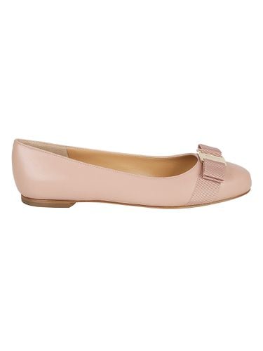 Ferragamo Varina Ballerinas - Ferragamo - Modalova